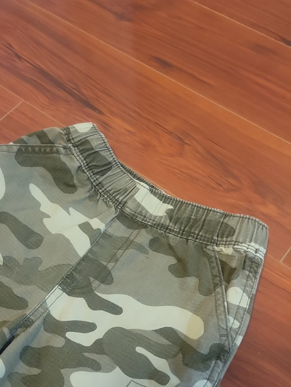 THE CHILDREN'S PLACE Cargo Shorts Camo Size 4T